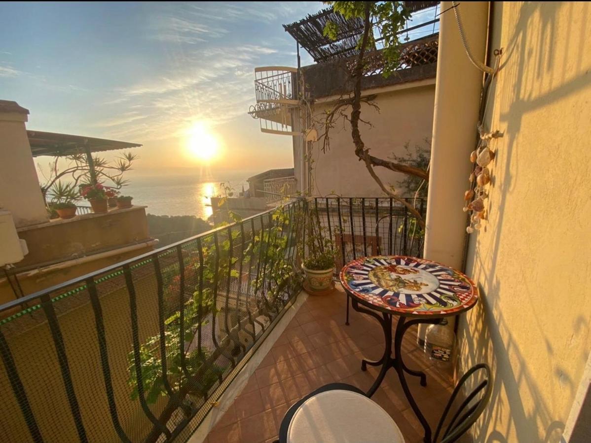 La Guardiola Di Angela E Nino Bed and Breakfast Taormina Exteriör bild